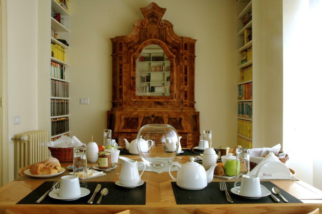 La Casa Di Boz B&B Nuoro  Extérieur photo