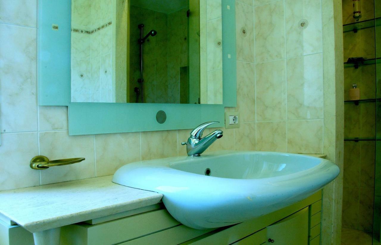 La Casa Di Boz B&B Nuoro  Extérieur photo