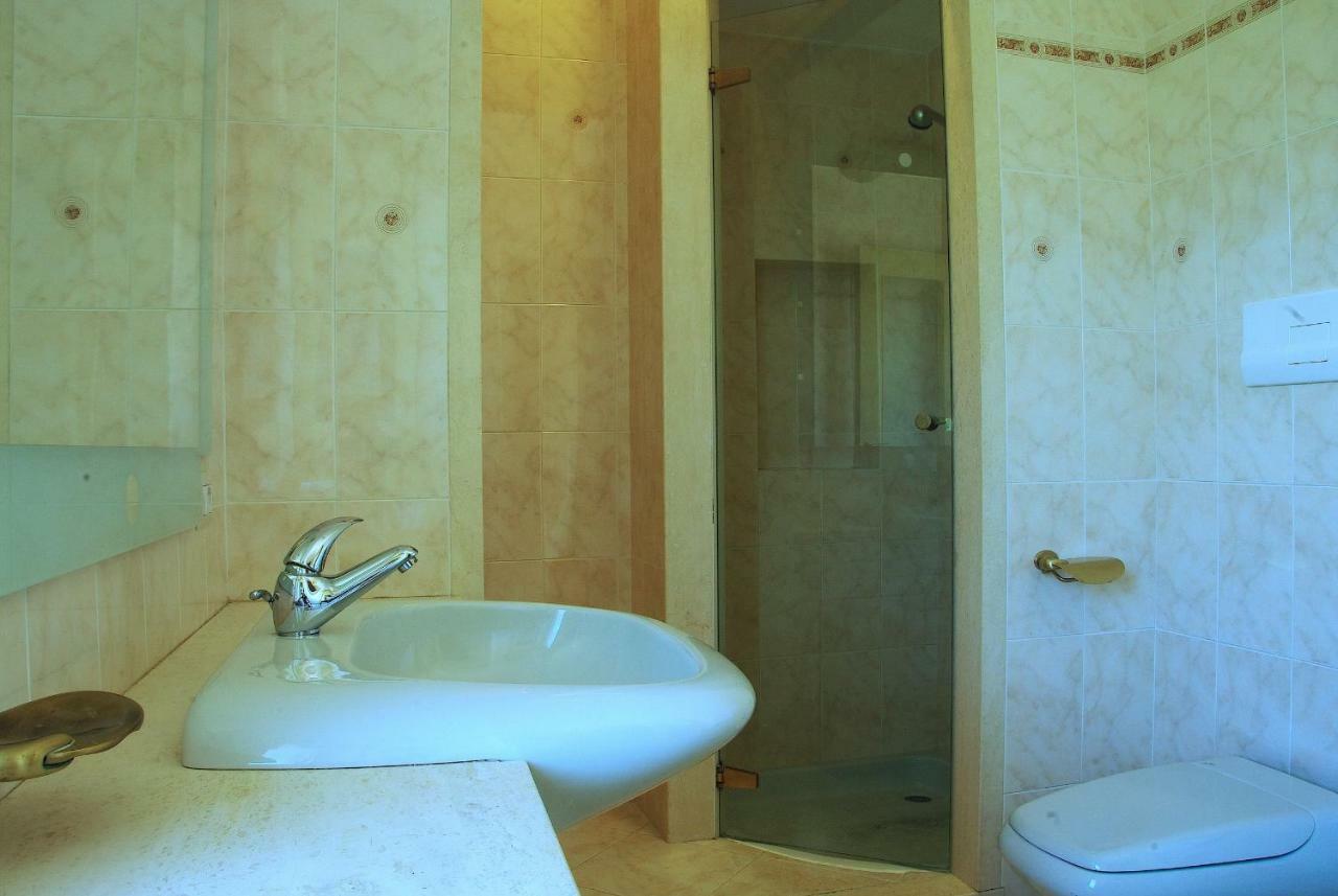 La Casa Di Boz B&B Nuoro  Extérieur photo